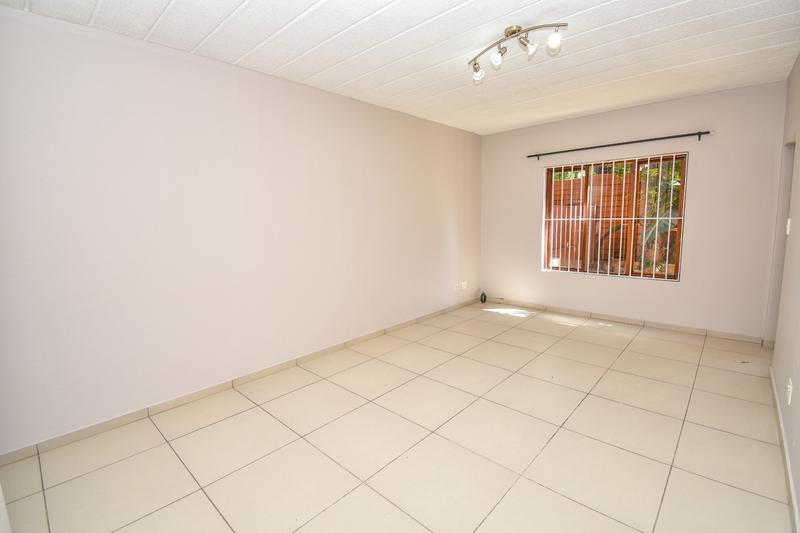 1 Bedroom Property for Sale in Sunninghill Gauteng