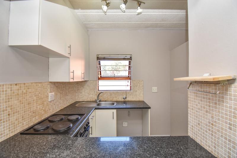 1 Bedroom Property for Sale in Sunninghill Gauteng