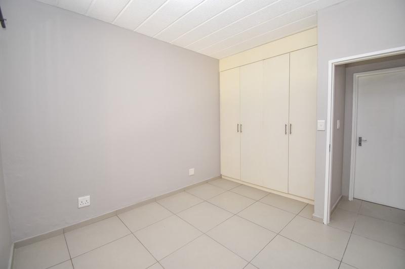 1 Bedroom Property for Sale in Sunninghill Gauteng