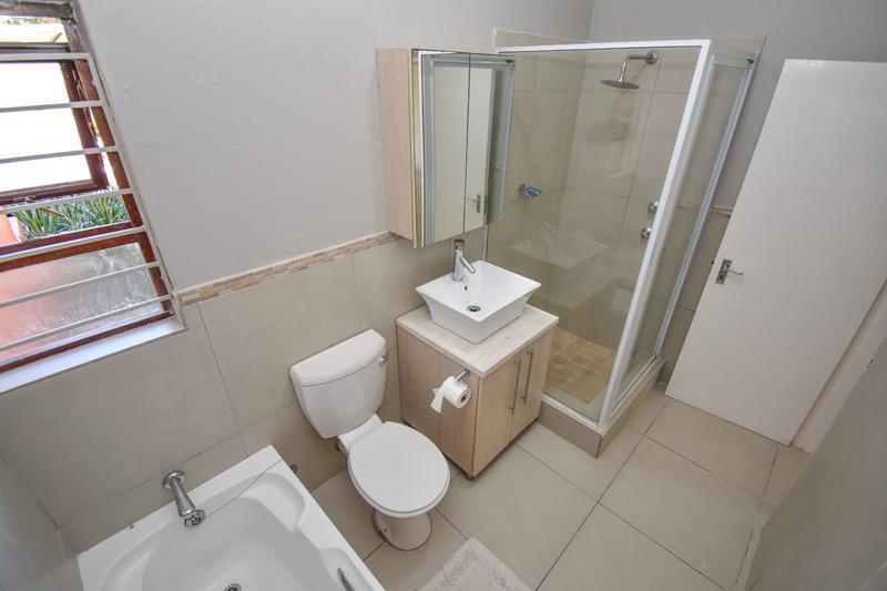 1 Bedroom Property for Sale in Sunninghill Gauteng
