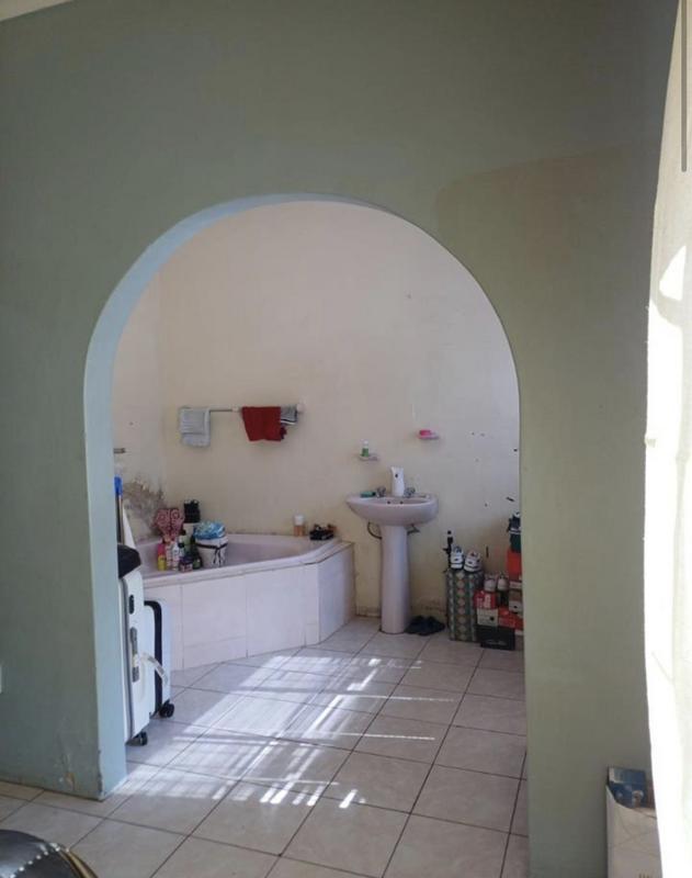 3 Bedroom Property for Sale in Comptonville Gauteng