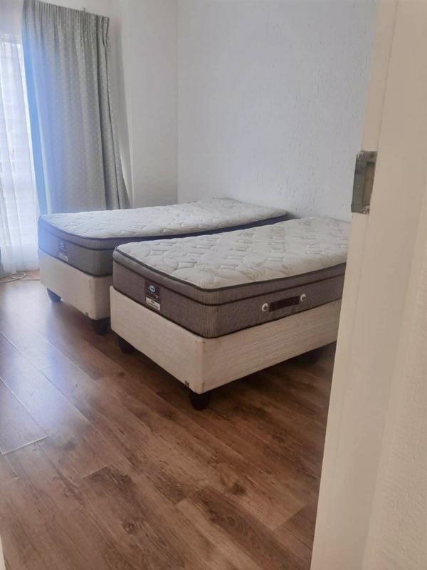 2 Bedroom Property for Sale in Glenhazel Gauteng