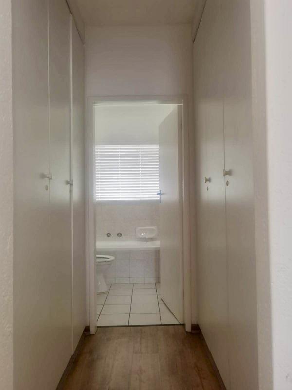 2 Bedroom Property for Sale in Glenhazel Gauteng