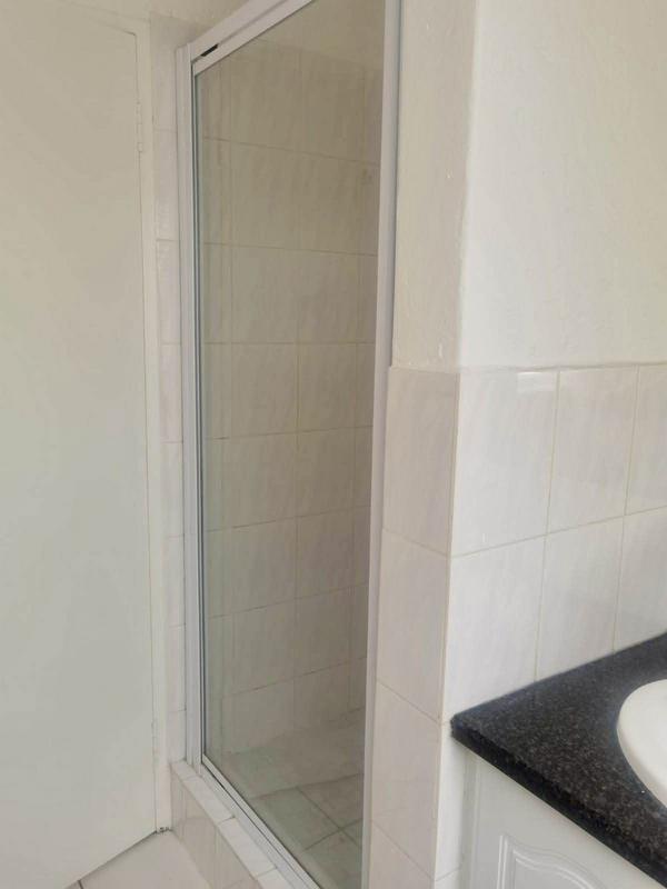 2 Bedroom Property for Sale in Glenhazel Gauteng