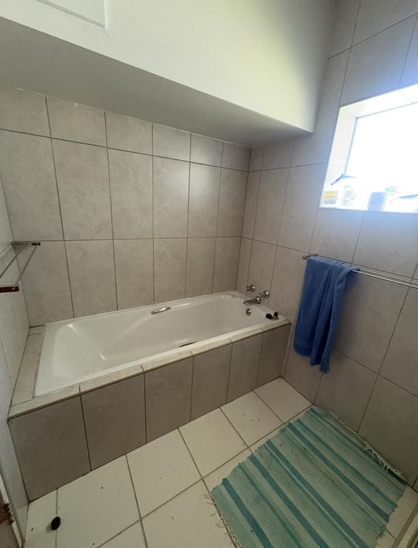 3 Bedroom Property for Sale in Glenhazel Gauteng