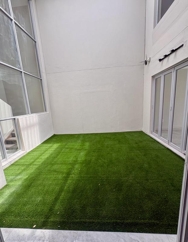 To Let 5 Bedroom Property for Rent in Hyde Park Gauteng