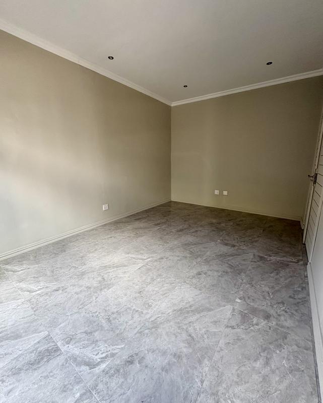 To Let 5 Bedroom Property for Rent in Hyde Park Gauteng