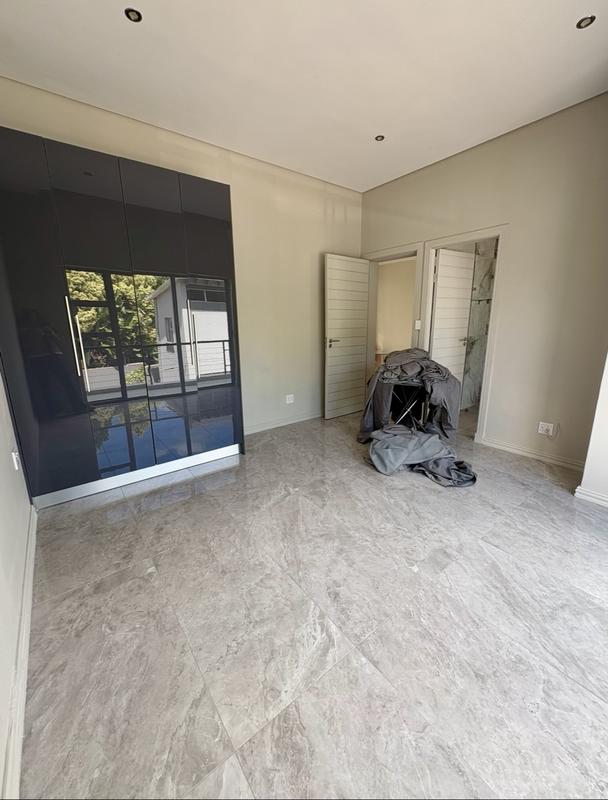 To Let 5 Bedroom Property for Rent in Hyde Park Gauteng