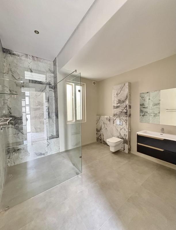 To Let 5 Bedroom Property for Rent in Hyde Park Gauteng