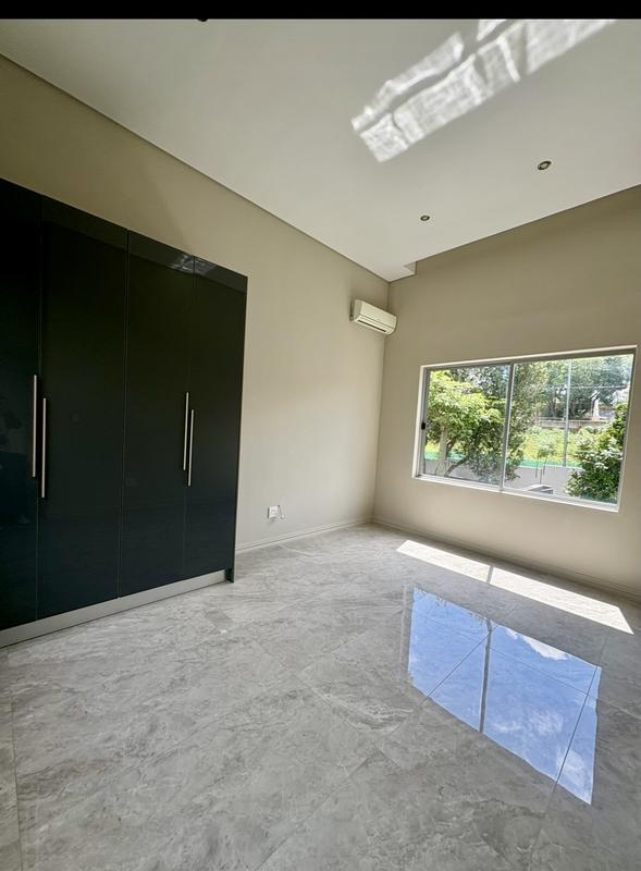 To Let 5 Bedroom Property for Rent in Hyde Park Gauteng