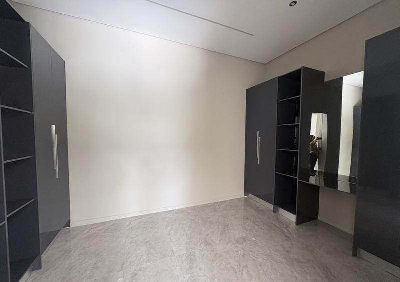 To Let 5 Bedroom Property for Rent in Hyde Park Gauteng