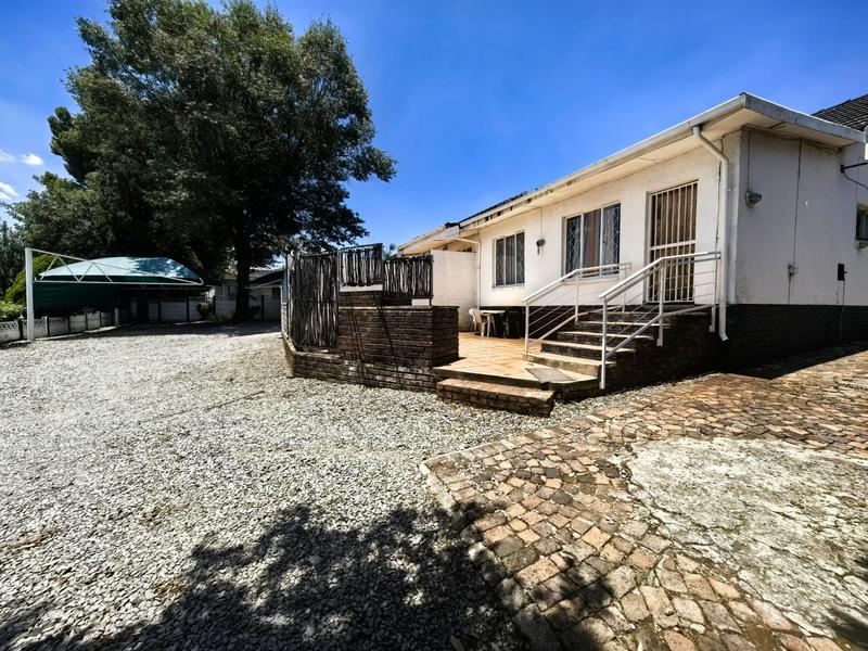 To Let 1 Bedroom Property for Rent in Edenvale Gauteng