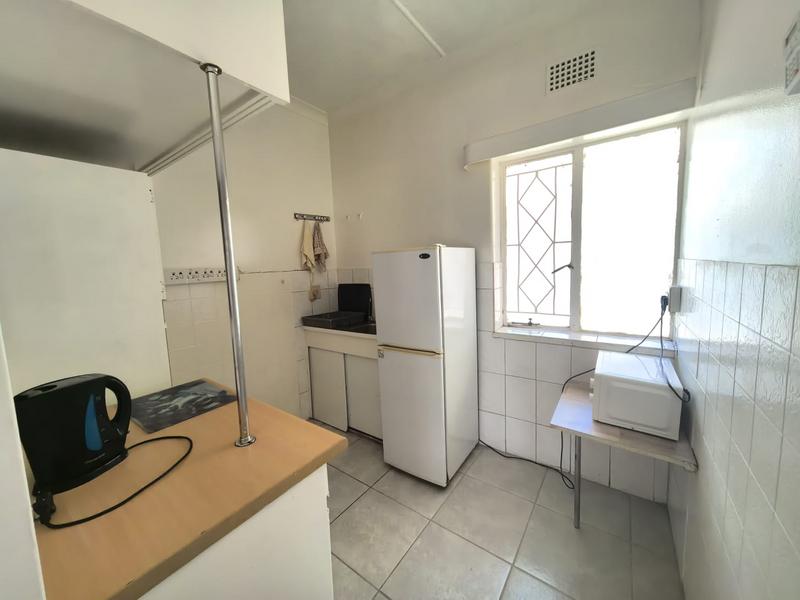 To Let 1 Bedroom Property for Rent in Edenvale Gauteng