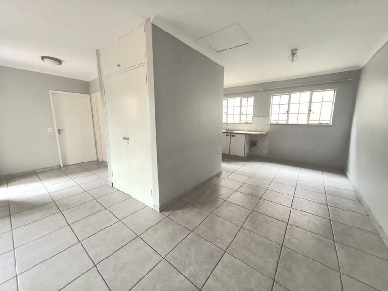 To Let 1 Bedroom Property for Rent in Edenvale Gauteng