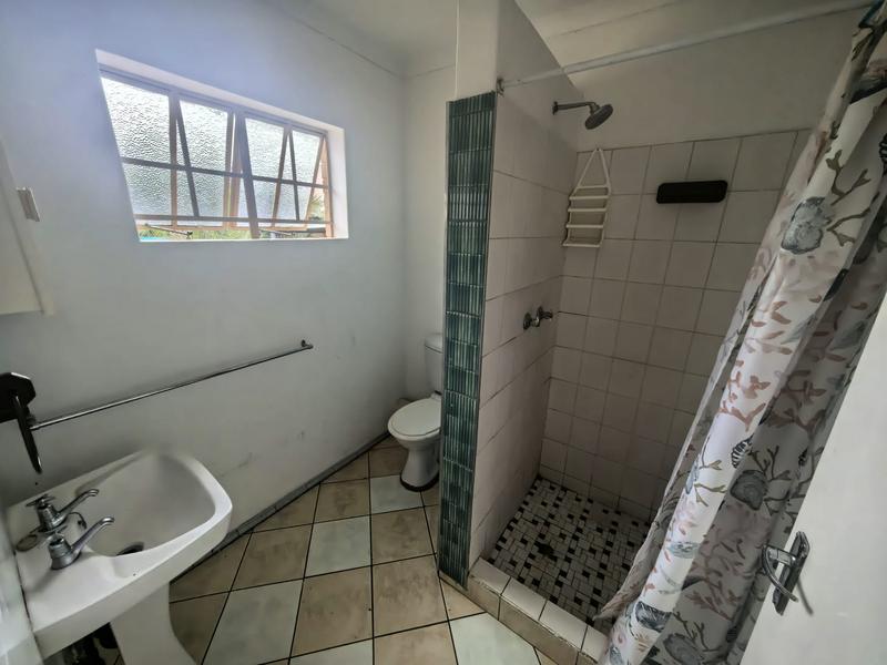 To Let 1 Bedroom Property for Rent in Edenvale Gauteng