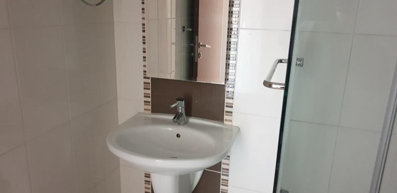 2 Bedroom Property for Sale in Bedford Gardens Gauteng