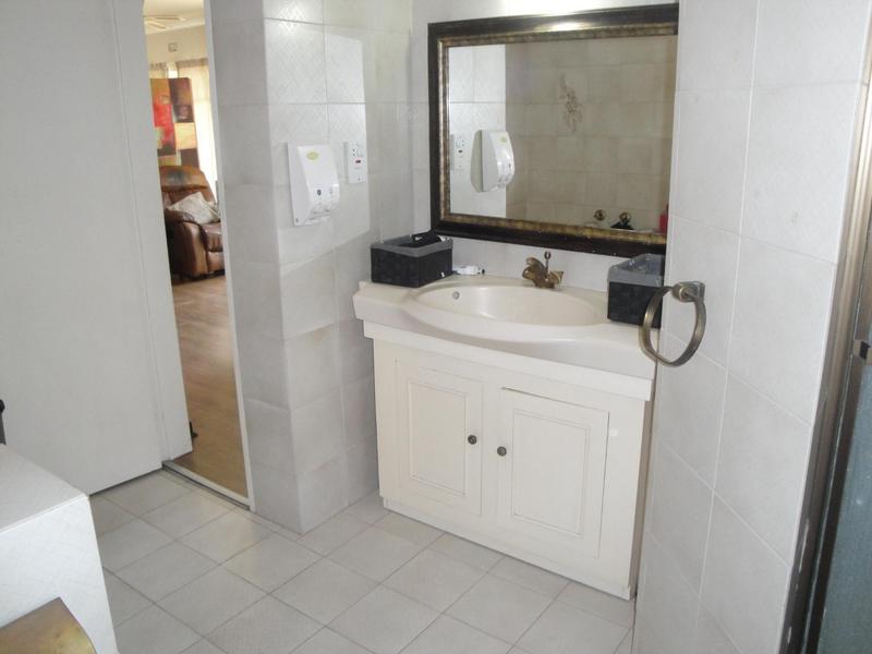 4 Bedroom Property for Sale in Bedfordview Gauteng