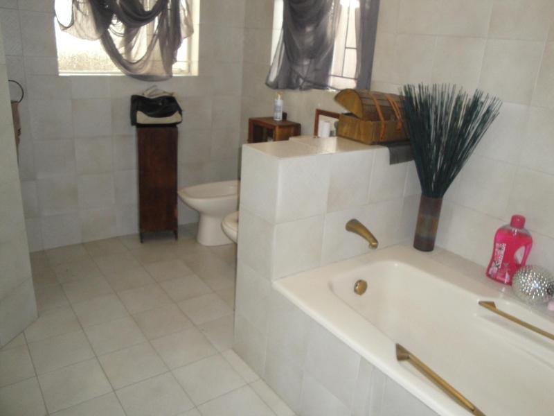 4 Bedroom Property for Sale in Bedfordview Gauteng