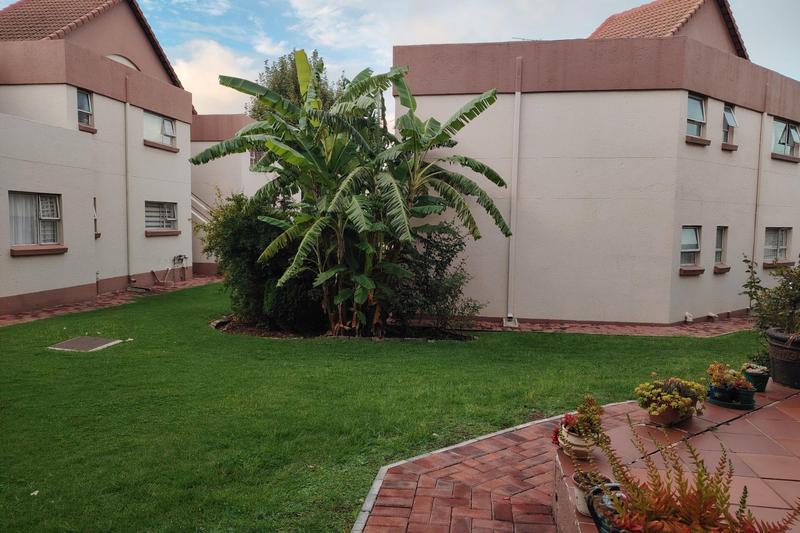 2 Bedroom Property for Sale in Bedfordview Gauteng
