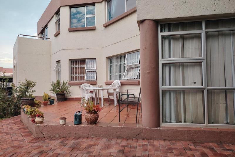2 Bedroom Property for Sale in Bedfordview Gauteng