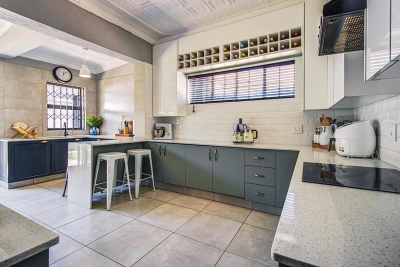 4 Bedroom Property for Sale in Kensington Gauteng