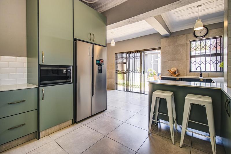 4 Bedroom Property for Sale in Kensington Gauteng