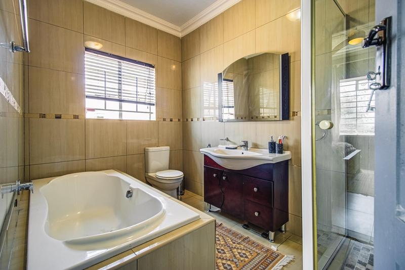 4 Bedroom Property for Sale in Kensington Gauteng