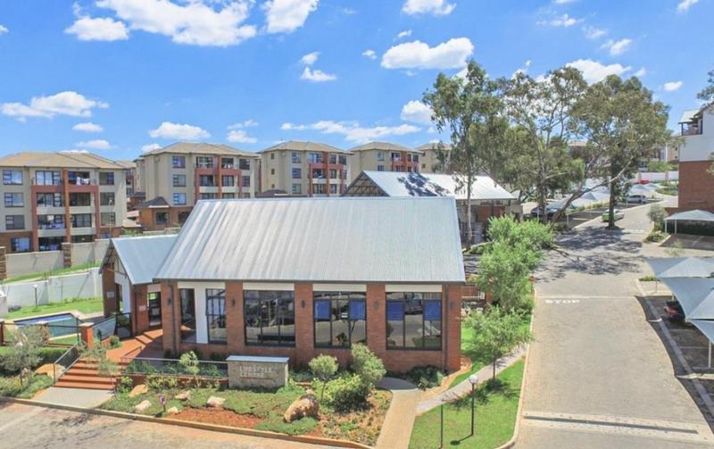 1 Bedroom Property for Sale in Oakdene Gauteng