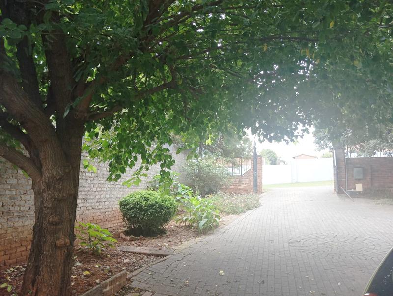 To Let 4 Bedroom Property for Rent in Morning Hill Gauteng