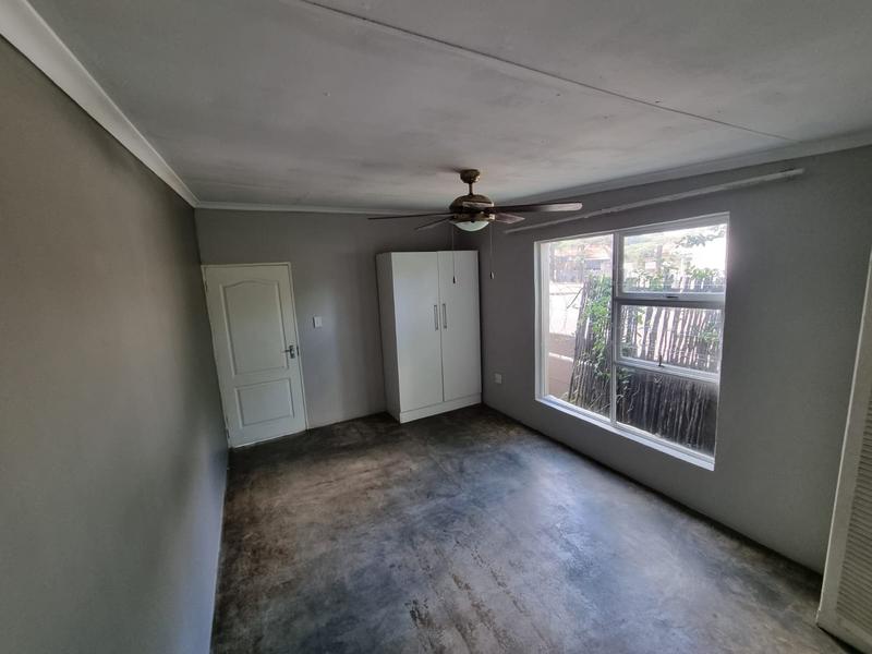 To Let 2 Bedroom Property for Rent in Lambton Gauteng