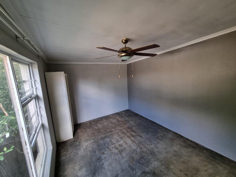 To Let 2 Bedroom Property for Rent in Lambton Gauteng