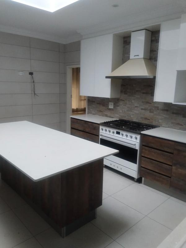 To Let 4 Bedroom Property for Rent in Sunnyridge Gauteng