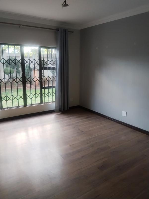 To Let 4 Bedroom Property for Rent in Sunnyridge Gauteng