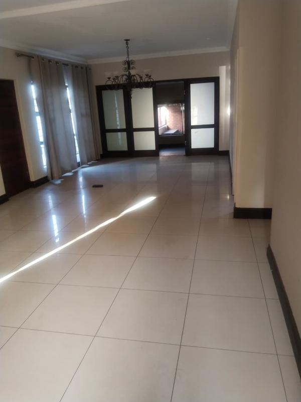 To Let 4 Bedroom Property for Rent in Sunnyridge Gauteng