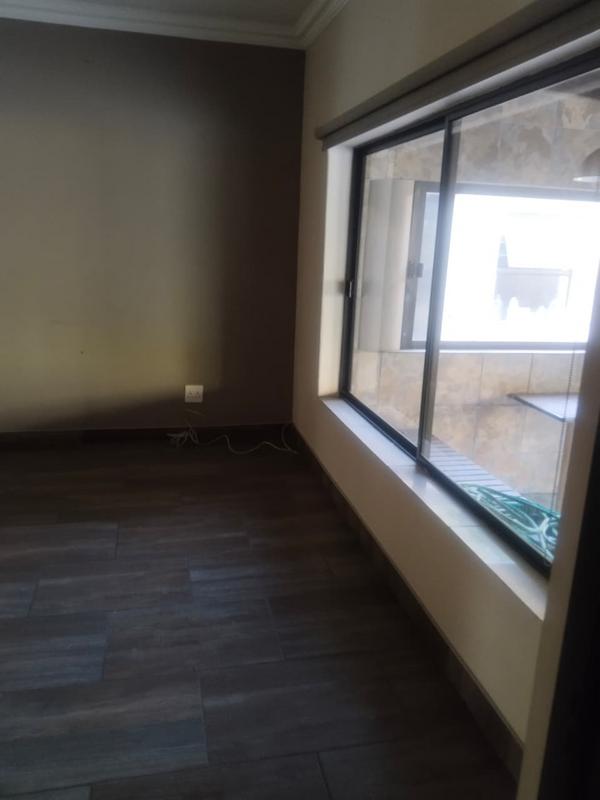 To Let 4 Bedroom Property for Rent in Sunnyridge Gauteng
