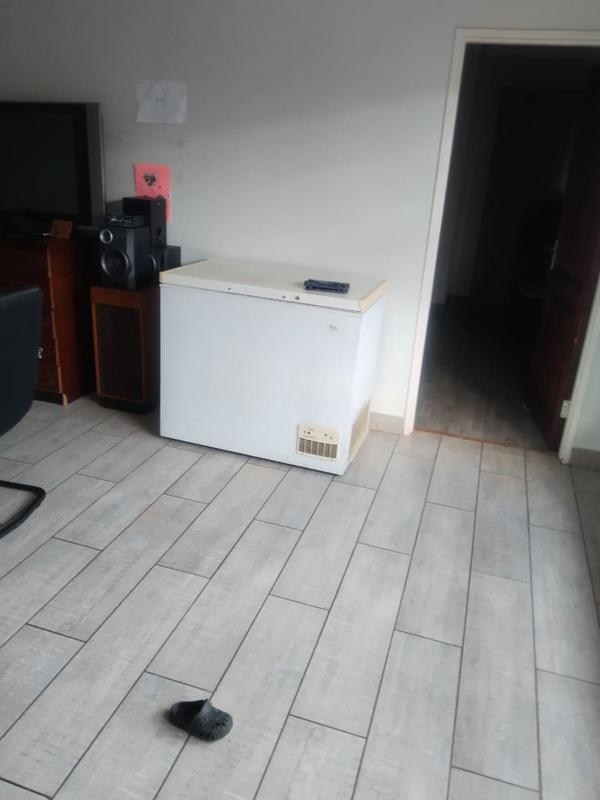 To Let 2 Bedroom Property for Rent in Sunnyridge Gauteng