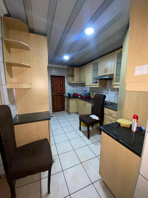 3 Bedroom Property for Sale in Bezuidenhout Valley Gauteng