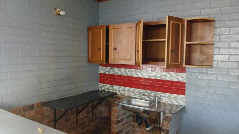 2 Bedroom Property for Sale in Bezuidenhout Valley Gauteng