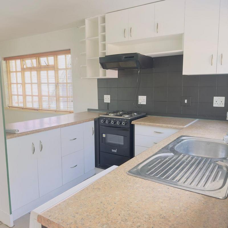 1 Bedroom Property for Sale in Kensington Gauteng