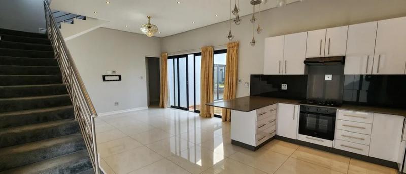 2 Bedroom Property for Sale in Waterfall Gauteng