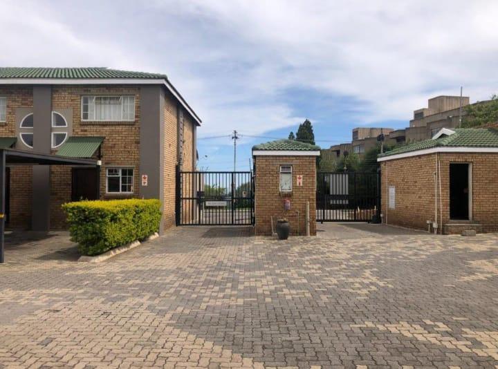 2 Bedroom Property for Sale in Primrose Hill Gauteng