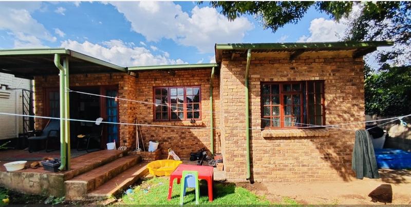 3 Bedroom Property for Sale in Primrose Hill Gauteng