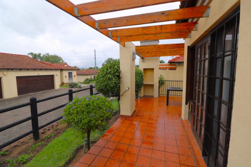 2 Bedroom Property for Sale in North Riding Gauteng