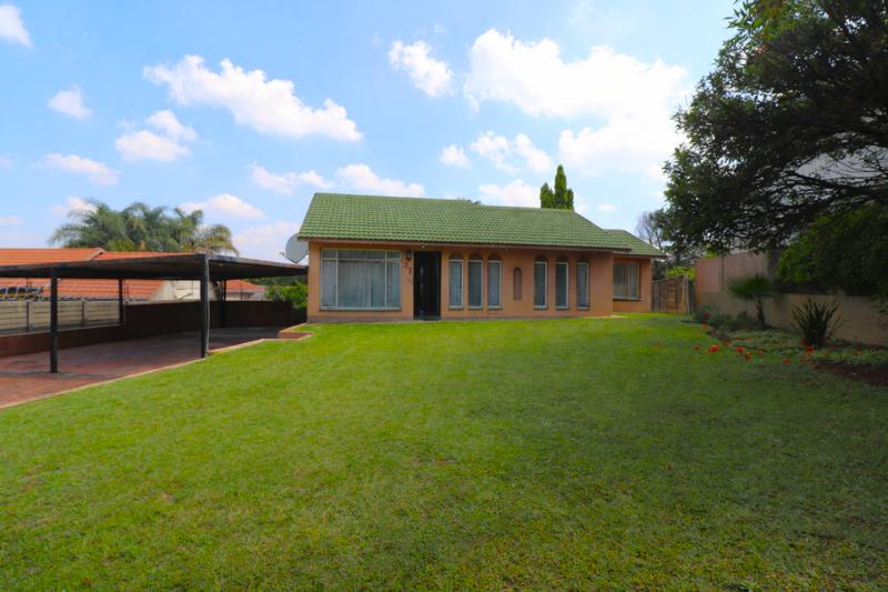2 Bedroom Property for Sale in Sharonlea Gauteng
