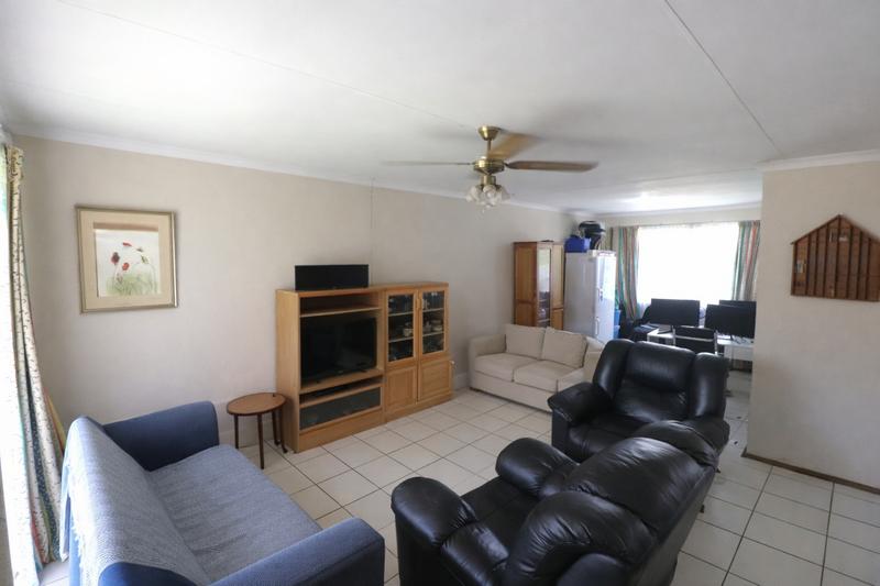 2 Bedroom Property for Sale in Sharonlea Gauteng