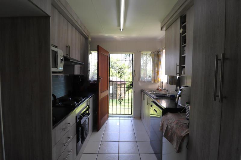 2 Bedroom Property for Sale in Sharonlea Gauteng