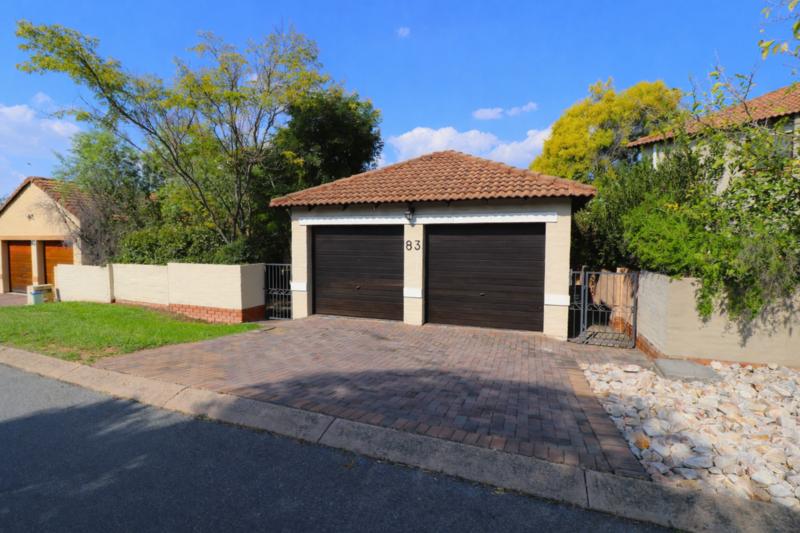 3 Bedroom Property for Sale in Waterford Estates Gauteng
