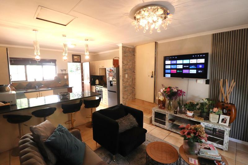 3 Bedroom Property for Sale in Waterford Estates Gauteng