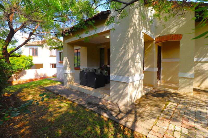 3 Bedroom Property for Sale in Waterford Estates Gauteng