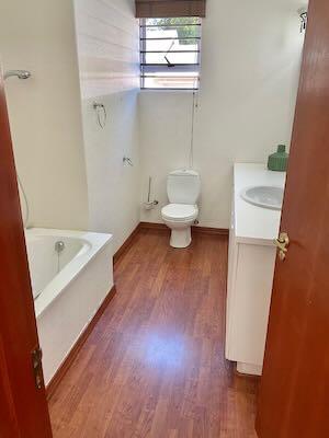 To Let 3 Bedroom Property for Rent in Sandhurst Gauteng